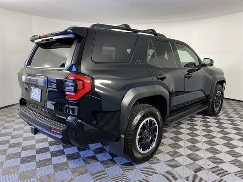 Used 2025 Toyota 4Runner TRD Off-Road image 9