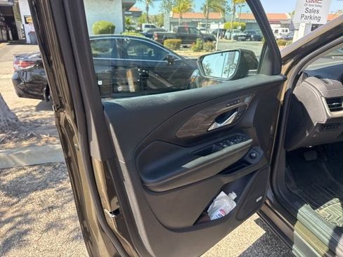 Used 2023 GMC Terrain Denali AWD/4WD image 8