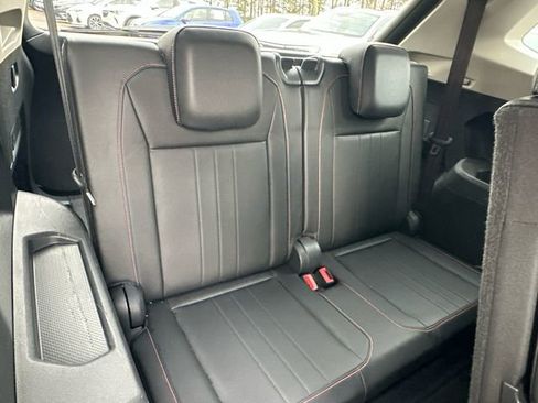 Certified 2024 Volkswagen Tiguan Wolfsburg Edition image 17