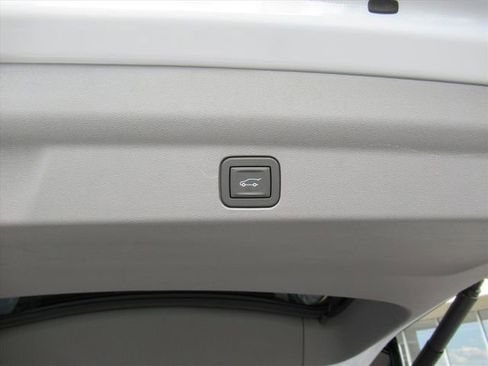 New 2026 Cadillac Escalade IQL Sport 1 image 38