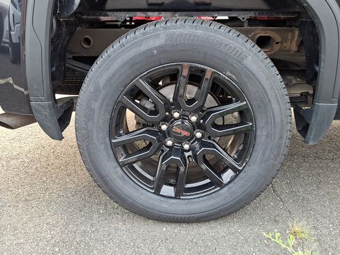 Used 2023 GMC Sierra 1500 Elevation AWD/4WD image 8