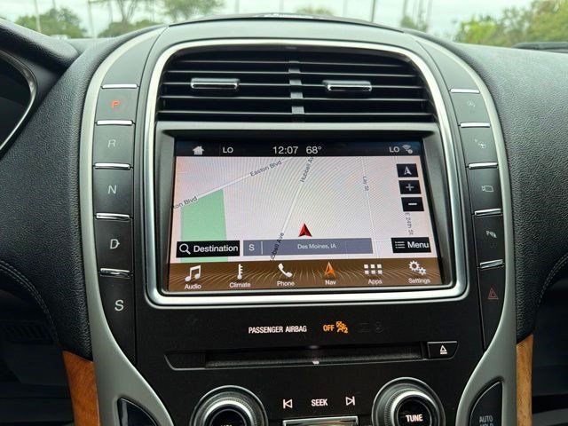 Used 2019 Lincoln Nautilus Reserve FWD image 32