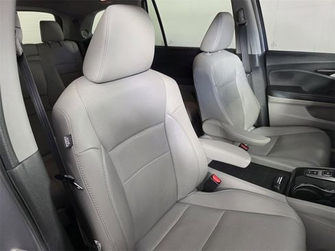Used 2022 Honda Pilot Elite image 36