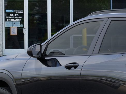 New 2026 Chevrolet Trax RS image 12