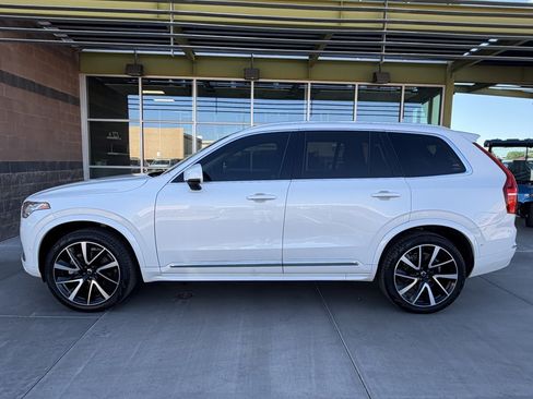Used 2024 Volvo XC90 B6 Ultimate w/ Lounge Package AWD/4WD image 7
