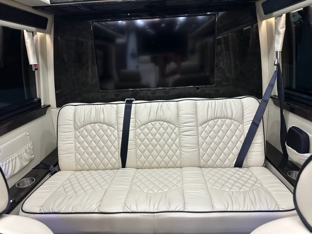 Used 2017 Mercedes-Benz Sprinter 2500 image 17
