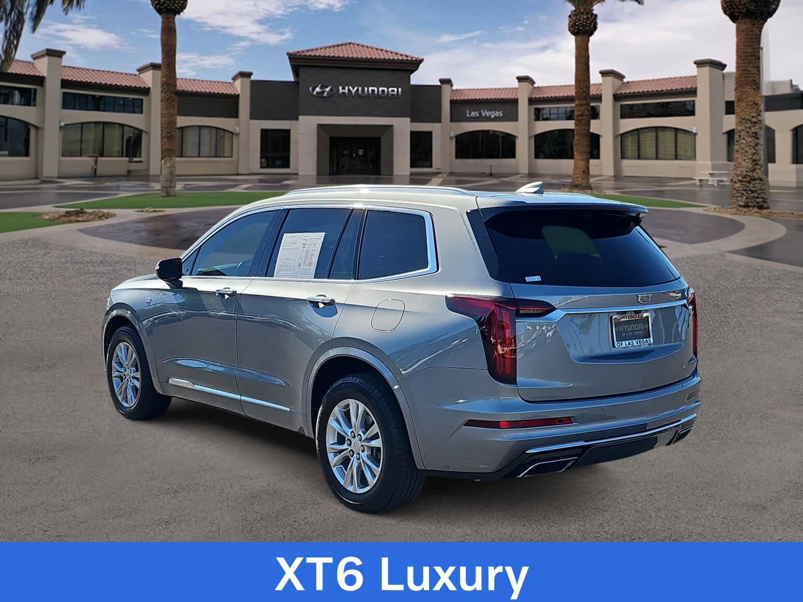 Used 2024 Cadillac XT6 Luxury w/ LPO, Floor Liner Package FWD image 6