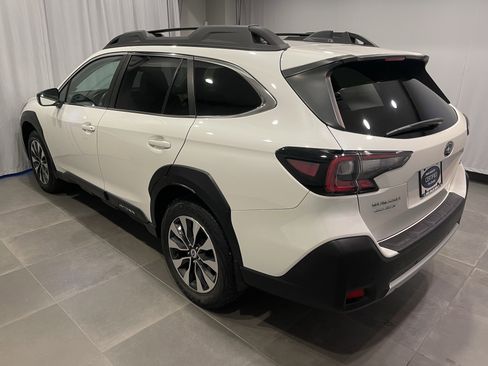 Used 2024 Subaru Outback Limited image 5