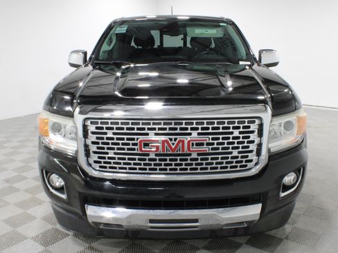 Used 2018 GMC Canyon Denali RWD image 32