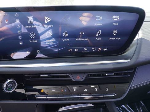 Certified 2025 Buick Envision Preferred image 19