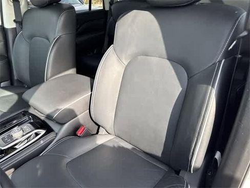 Used 2023 INFINITI QX80 Premium Select w/ Cargo Package image 11