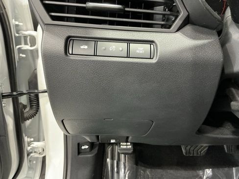 Used 2025 Nissan Altima 2.5 S image 10