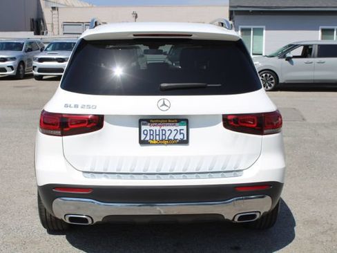 Used 2022 Mercedes-Benz GLB 250 image 5