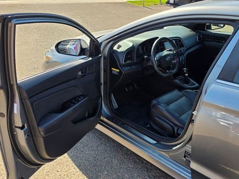 Used 2018 Hyundai Elantra Sport FWD image 41