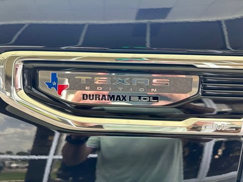 Used 2026 GMC Sierra 1500 SLT AWD/4WD image 30