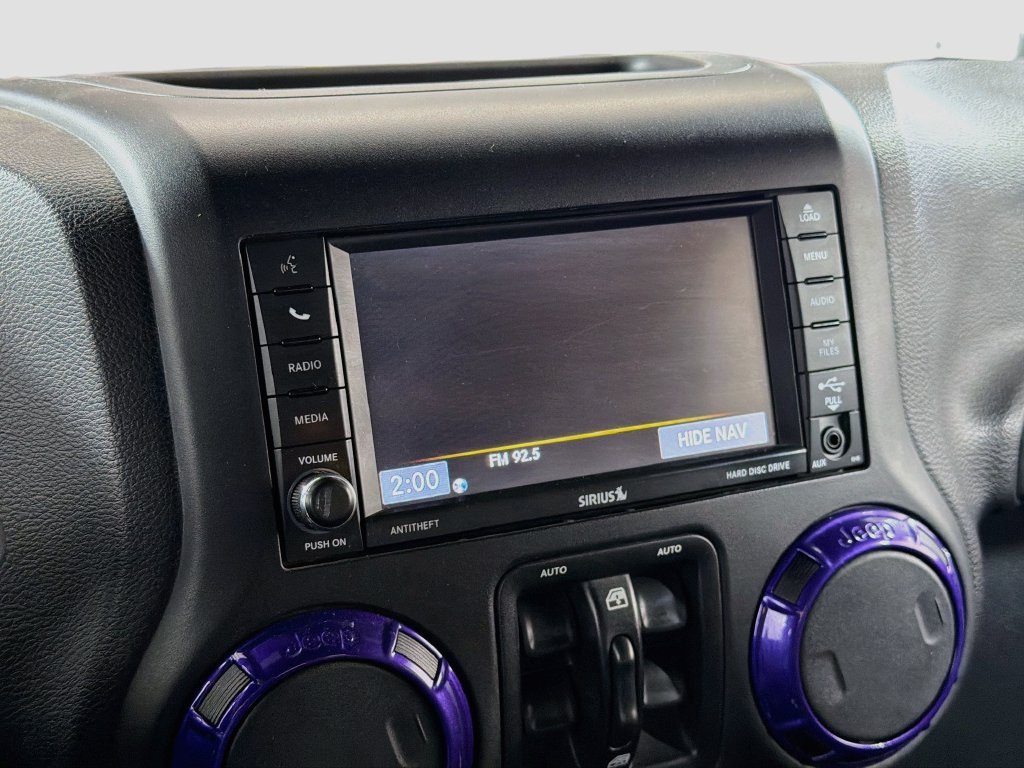 Used 2015 Jeep Wrangler Unlimited Rubicon AWD/4WD image 15