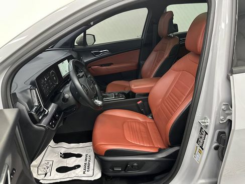 Used 2024 Kia Sportage SX FWD image 9