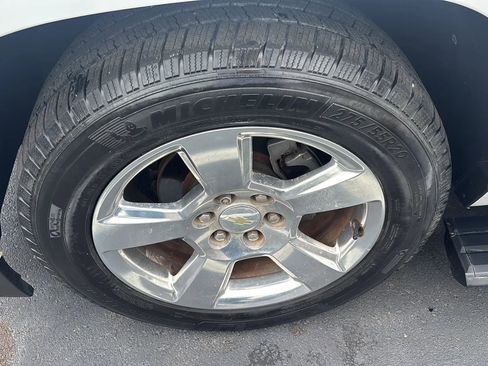 Used 2017 Chevrolet Tahoe Premier RWD image 42