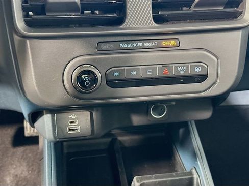 Certified 2025 Ford Maverick XL w/ Equipment Group 101A image 24