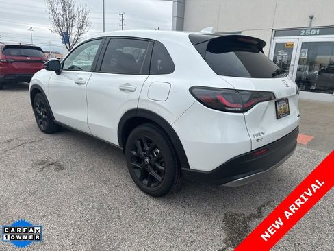 Used 2024 Honda HR-V Sport image 2