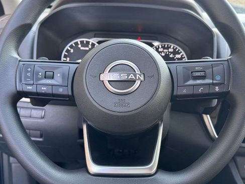 Used 2022 Nissan Rogue SV image 24