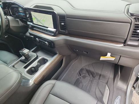 Used 2024 Chevrolet Silverado 1500 RST RWD image 29