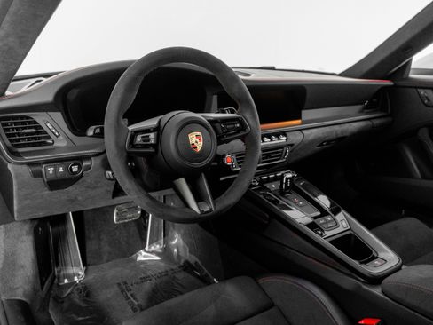 Used 2025 Porsche 911 Carrera 4 GTS image 2