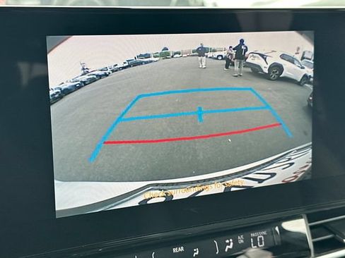 Certified 2026 Toyota Sienna XLE FWD image 25