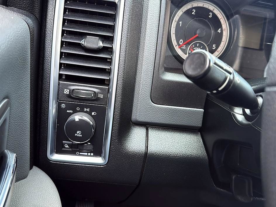 Used 2018 RAM 2500 SLT w/ Off Road Package AWD/4WD image 26