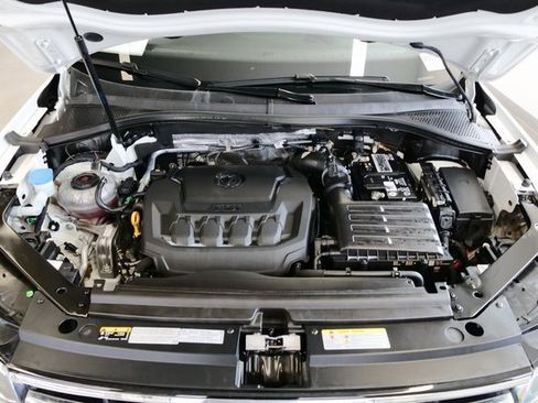 Used 2022 Volkswagen Tiguan S image 9
