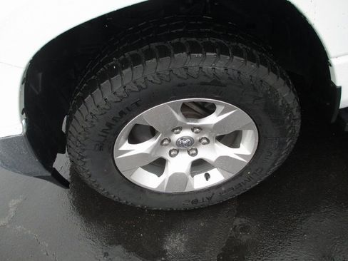 Used 2022 RAM 1500 Big Horn image 15