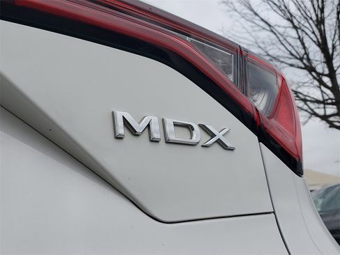 Certified 2025 Acura MDX w/ Technology Package image 8