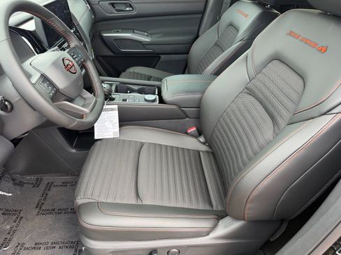 New 2026 Nissan Pathfinder Rock Creek AWD/4WD image 18