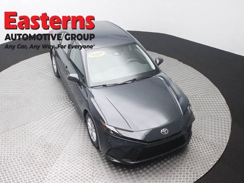 Used 2025 Toyota Camry LE FWD image 3