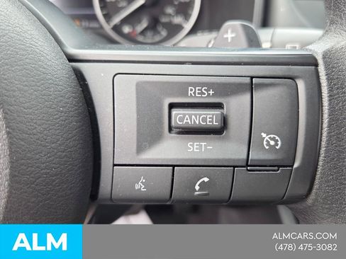 Used 2023 Nissan Rogue S AWD/4WD image 23