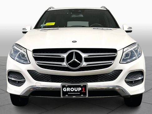 Used 2017 Mercedes-Benz GLE 350 4MATIC image 3