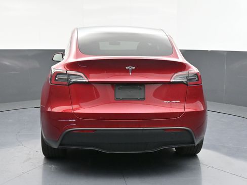 Used 2025 Tesla Model Y Long Range image 7