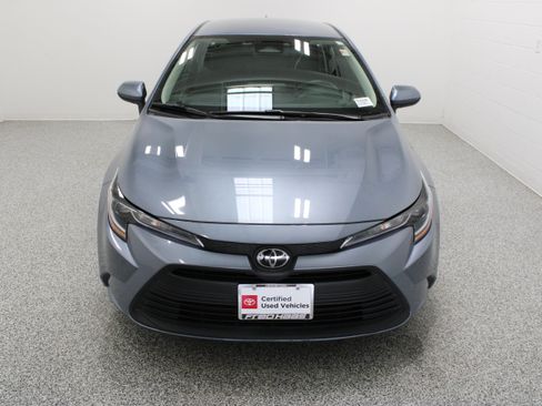 Used 2026 Toyota Corolla LE FWD image 3
