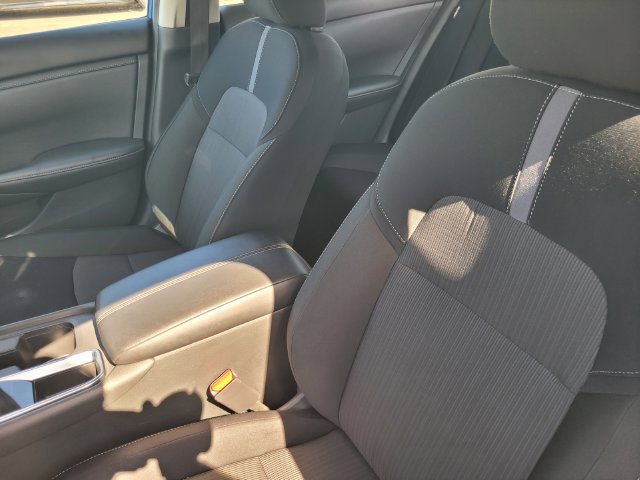Certified 2025 Nissan Sentra SV FWD image 13