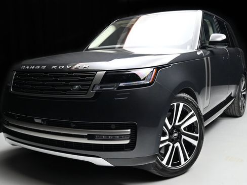 Used 2023 Land Rover Range Rover SE image 22
