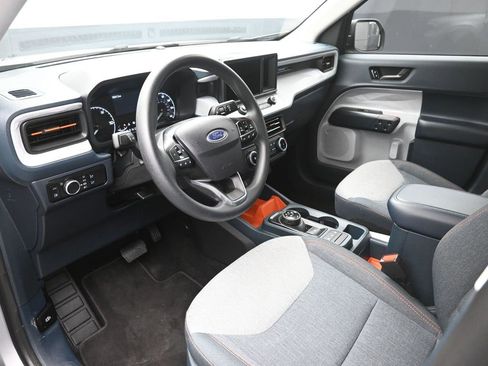 Used 2024 Ford Maverick XLT image 19