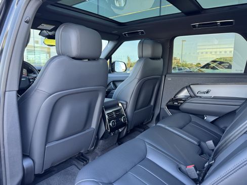 Certified 2025 Land Rover Range Rover Sport Dynamic SE AWD/4WD image 25
