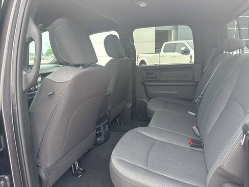 Used 2024 RAM 3500 Tradesman w/ Chrome Appearance Group image 11