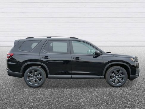 New 2026 Honda Pilot Sport image 6