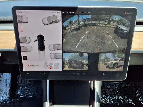 Used 2021 Tesla Model Y Long Range AWD/4WD image 22