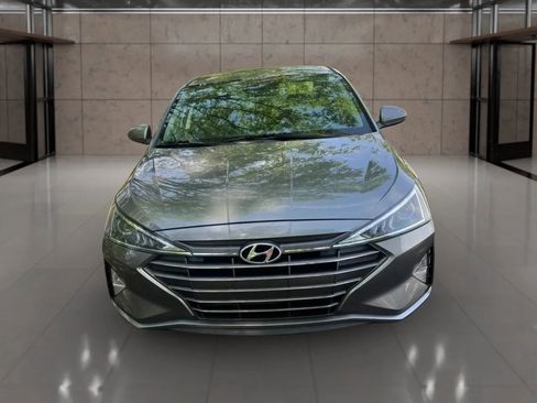 Used 2020 Hyundai Elantra SE w/ Cargo Package (C1) FWD image 10