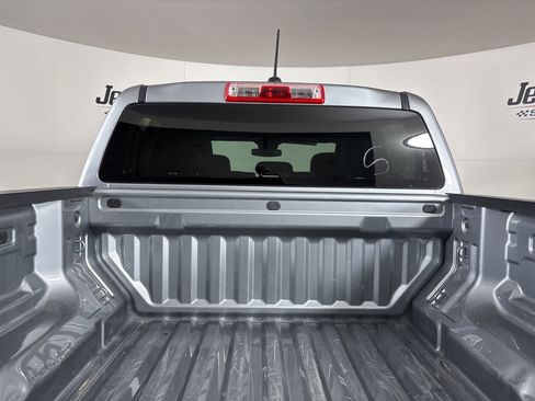 Used 2024 Chevrolet Colorado W/T RWD image 23