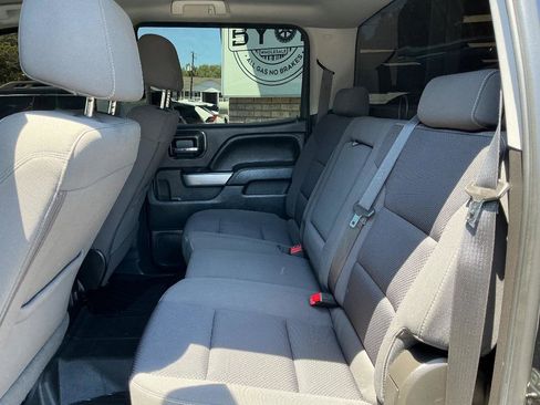 Used 2018 Chevrolet Silverado 1500 LT w/ All Star Edition AWD/4WD image 3