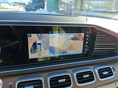 Used 2022 Mercedes-Benz GLE 350 4MATIC image 25