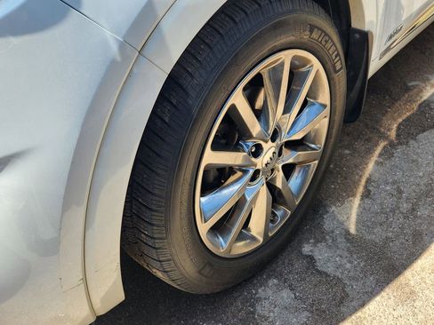 Used 2018 Kia Sorento SX AWD/4WD image 13
